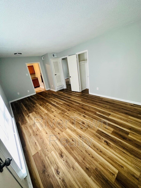 Photo - 155 Clark Pl