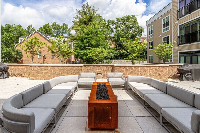 Photo - 1 bedroom 1 bathroom condo available immed...