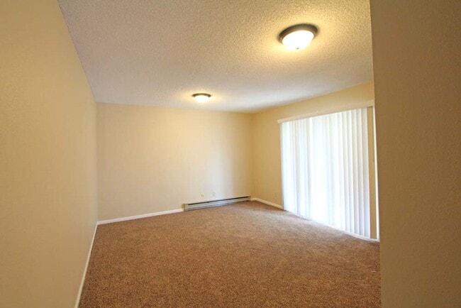 Living Room - 234 Aristocrat Dr