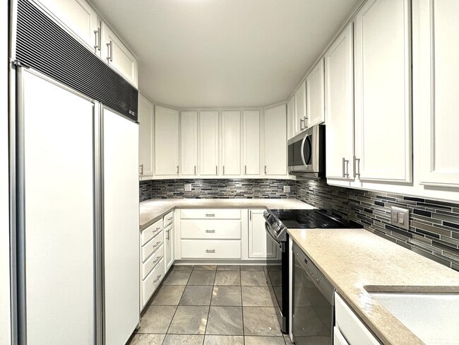 Photo - 1349 N Dearborn St Unit K81