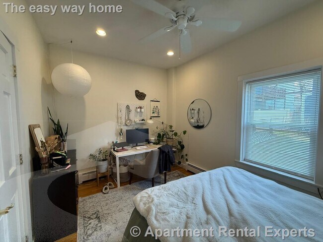 Photo - 300 Highland Ave