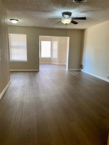 Photo - 5326 Fairmont St