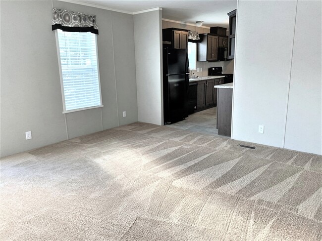 Photo - 17164 Canterbury Cir