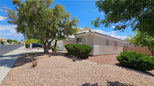 Photo - 2535 New Salem Ave