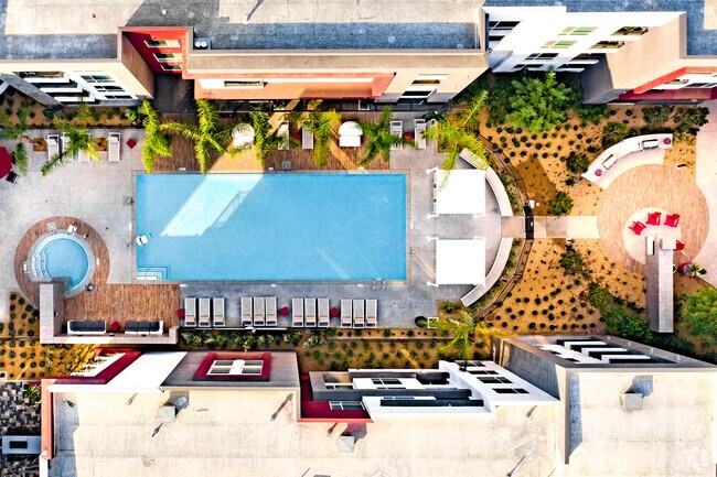 Pool Spa & Firepit Courtyards