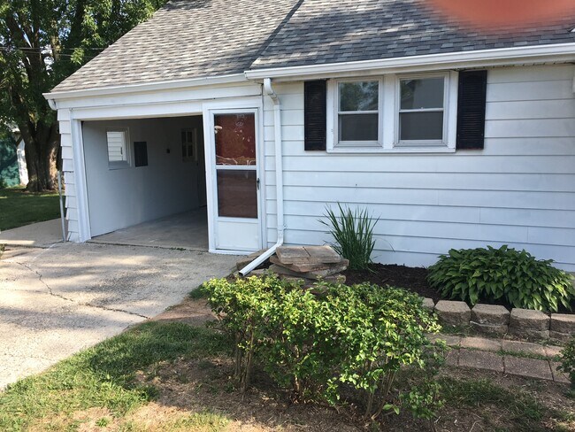 Photo - 1330 N Cole St Unidad 1330 N. Cole