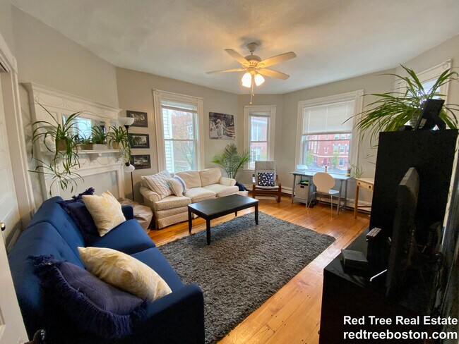 Photo - 27 Hurd Rd