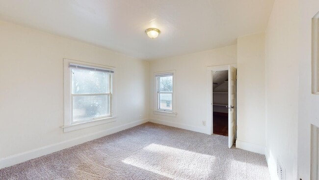 Photo - Fantastic Downtown Ames Location