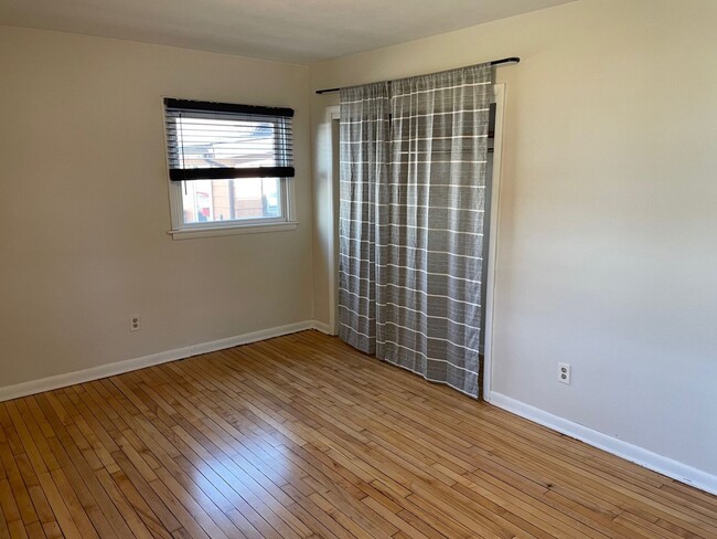 Photo - 1930 Baird St Unit #1