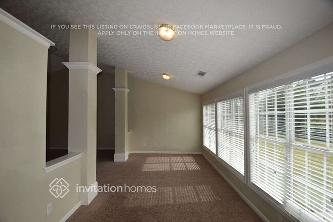 Photo - 310 Ballyshannon Dr