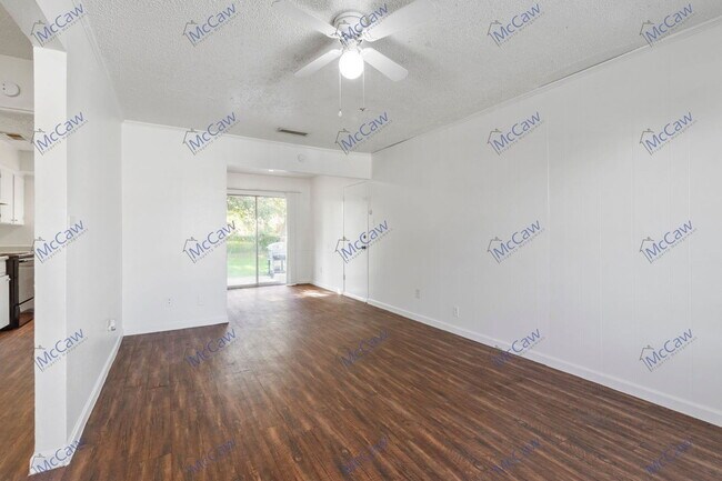 Photo - 3022 Kyle Rd