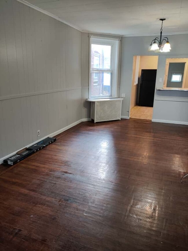 Building Photo - 6312 Regent St Rental