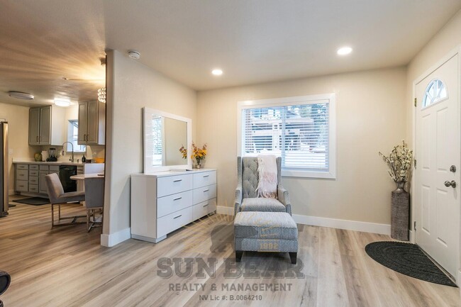 Photo - Bright Home in Incline!