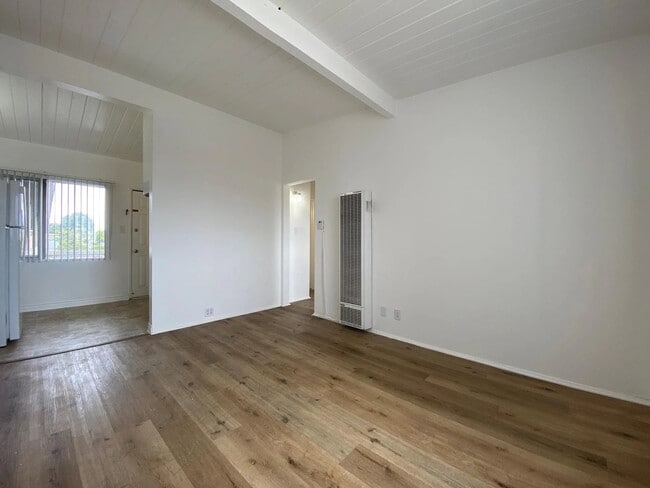 Photo - 11877 Grevillea Avenue,