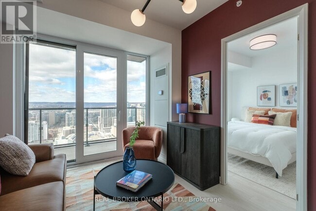Photo - 75 James St S Unit 2701