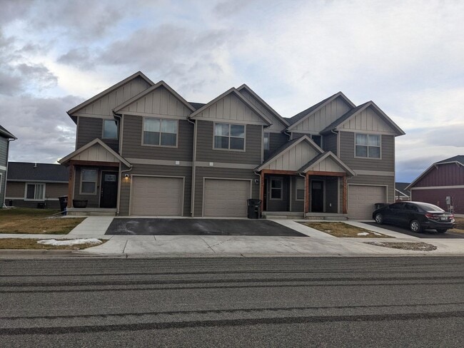 Photo - Andesite Unit C