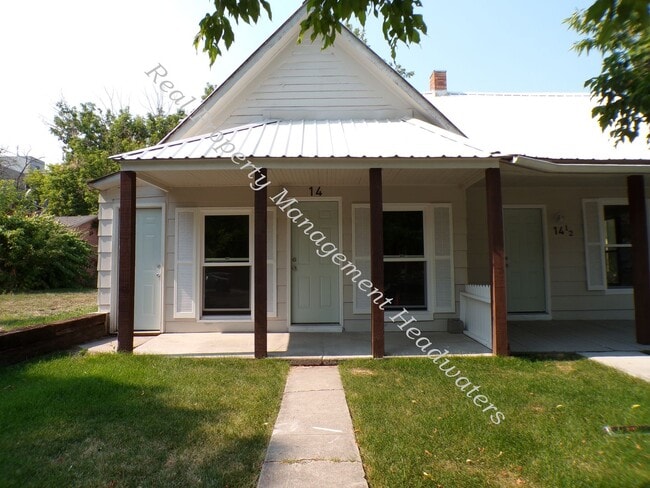 Building Photo - 14 S Rodney St Unit 14 S Rodney Rental