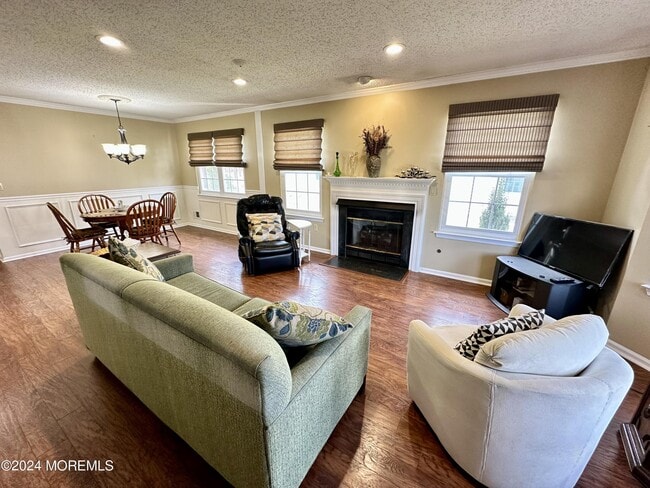Photo - 21 Dogwood Dr