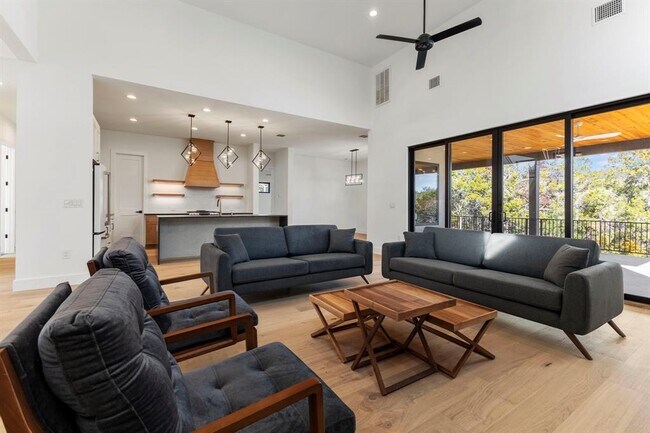 Photo - 14426 Tuscola Cir