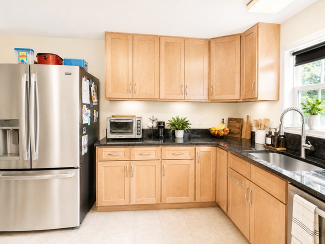 Photo - 296 Birchwood Dr N