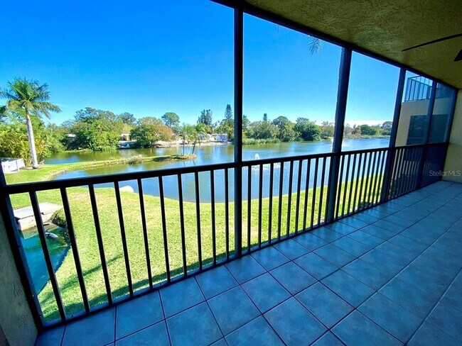 Photo - 5553 Ashton Lake Dr Unit 5553