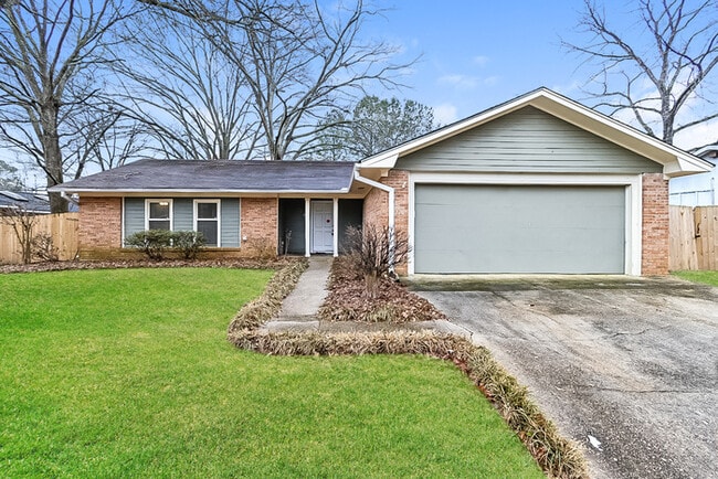Building Photo - 163 Twin Oaks Dr Rental
