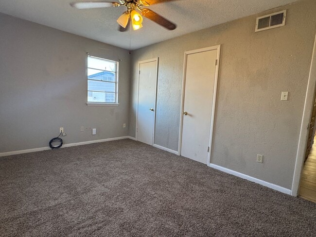 Photo - 4304 NW Pollard Ave