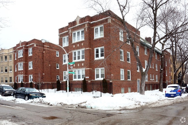 Building Photo - 4901-4907 N Whipple St