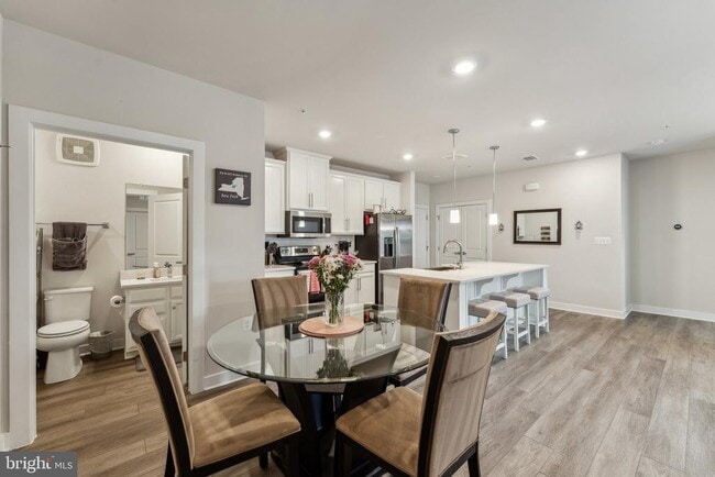 Photo - 12875 Mosaic Pk Wy Unidad 4-J