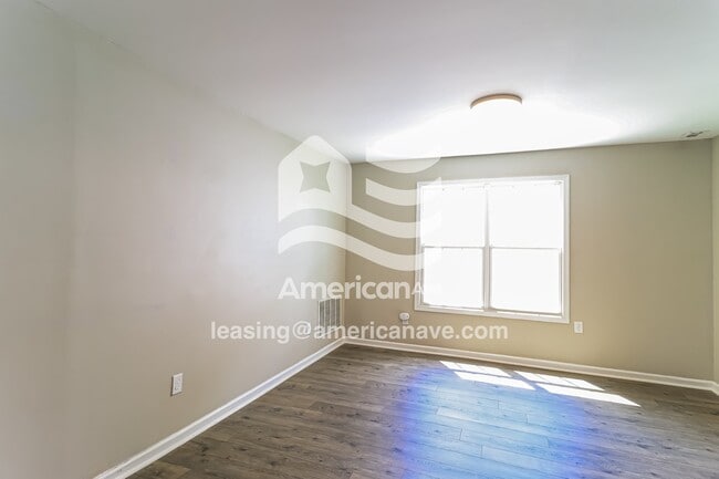 Photo - 23790 Tuscany Ave