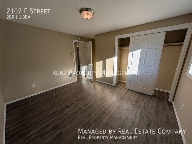 Photo - 2107 F St