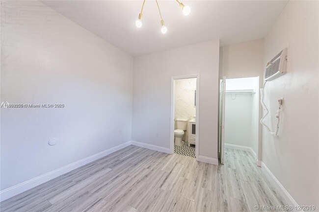 Photo - 6200 Dewey St Unidad A