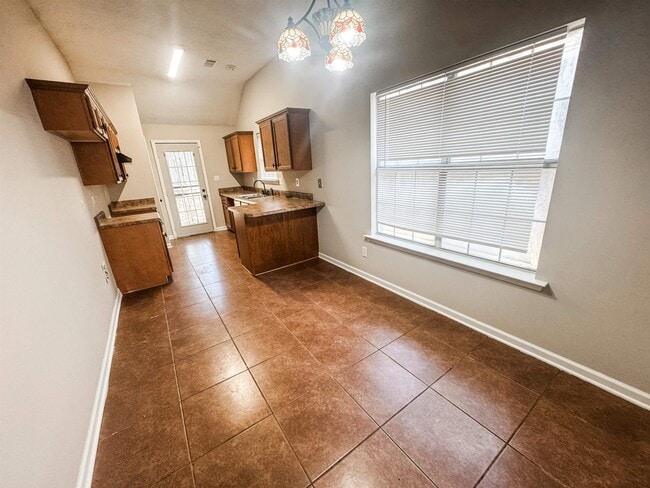 Photo - 6840 Mikayla Ln