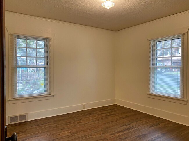 Photo - Sweet Home in The Dalles