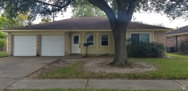 Building Photo - 4433 College Park Dr Rental