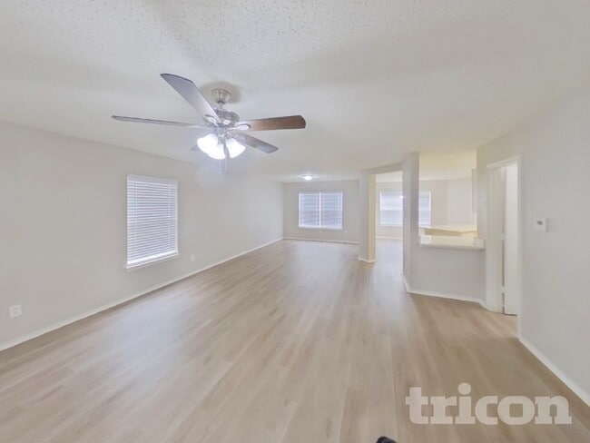 Photo - 2208 Capstan Dr