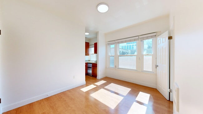 Building Photo - 1051 Post St Unit 45