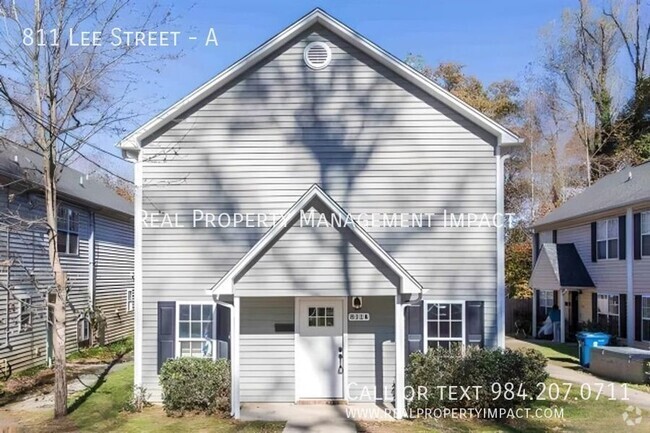 Building Photo - MOVE IN SPECIAL: 1/2 OFF FIRST MONTH RENT:... Unit A Rental