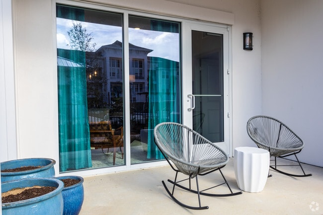 2HAB, 2BA - 1,198 ft²