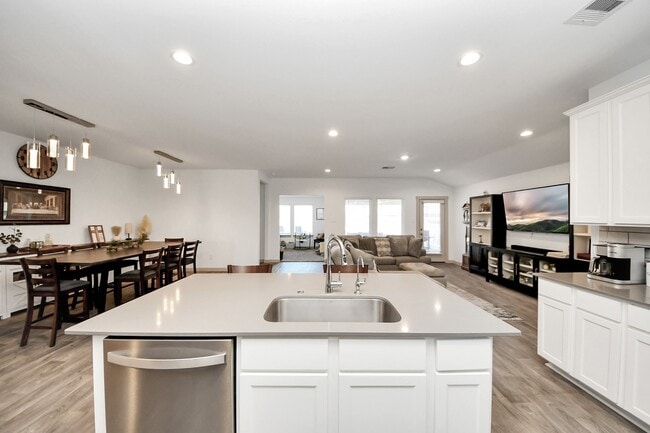 Photo - 1734 Windway Ct