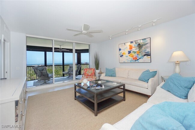 Building Photo - 7225 Pelican Bay Blvd Unit 502