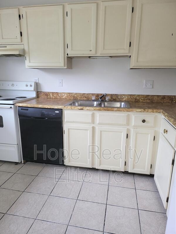 Photo - 2463 Astrozon Cir