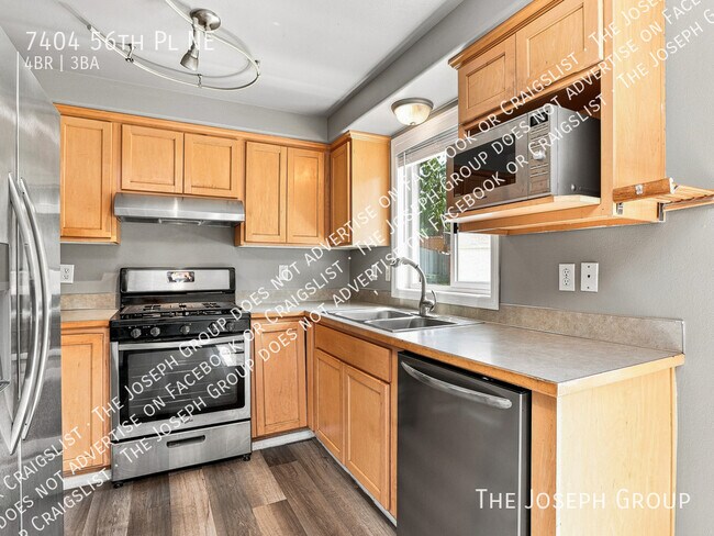 Photo - 7404 56th Pl NE