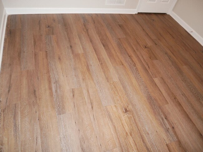 Photo - 7272 Madelyn Cove