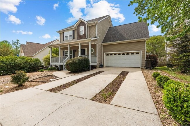 Photo - 38 Roxbury Ln