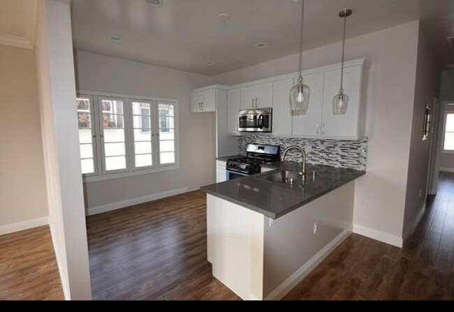 Photo - 6261 W Olympic Blvd Unit Apt 4