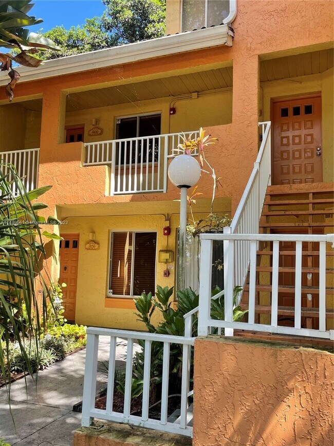 Photo - 906 Coral Club Dr Unit 906