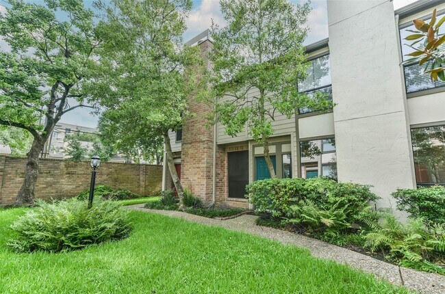 1201 McDuffie St Unit 148