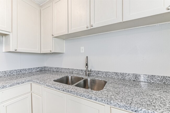 Photo - 510 S Utah St