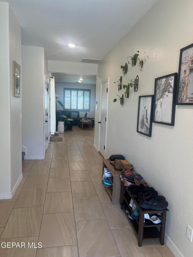 Photo - 10633 Hidden Link Pl